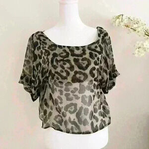 Sienna Womens Lightweight Blouse Top Semi Crop Top Leopard Print Size Medium
